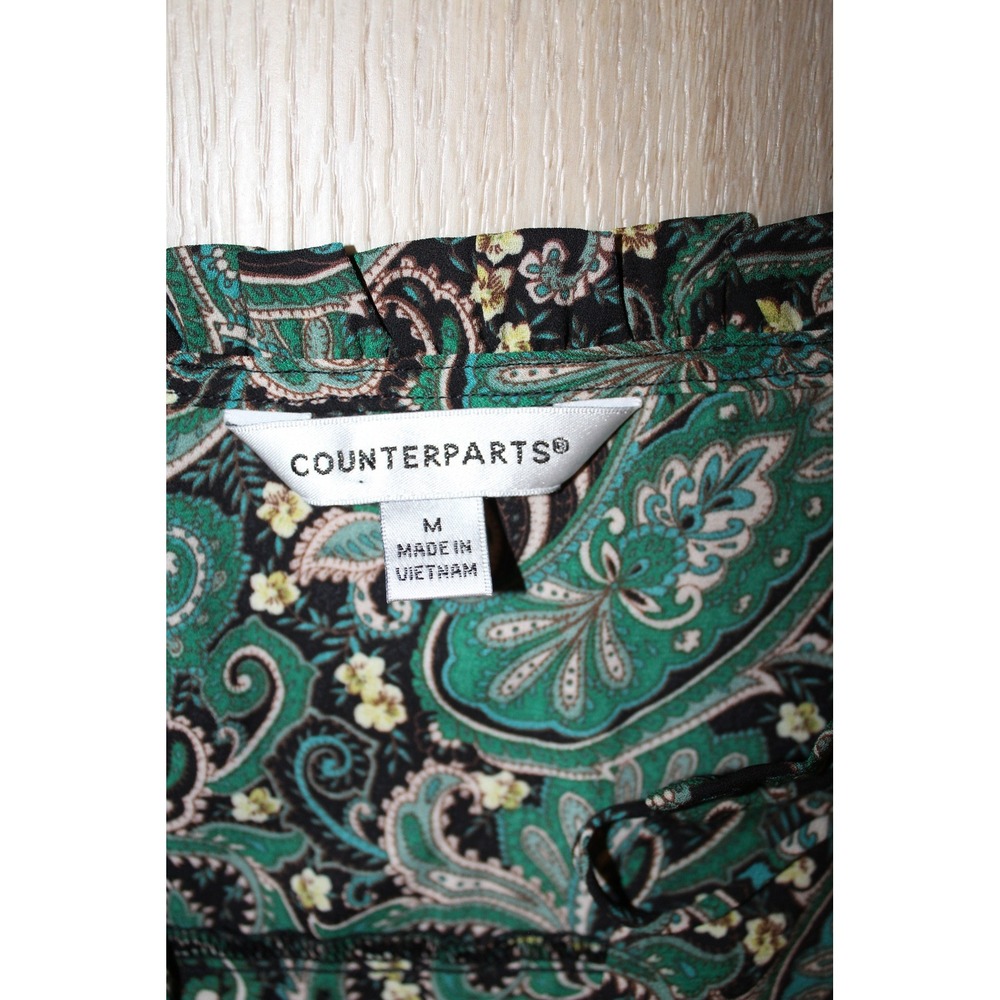 Counterparts Women's Green Paisley Ruffle Split Neck Blouse M NWT - Picture 5 of 9